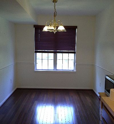 4+normandy+square+court