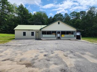 659 Park St, South Paris, ME 04281