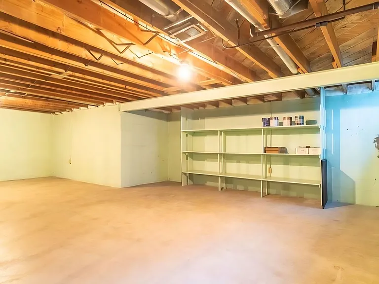 4345 Pierce St — Photo 6