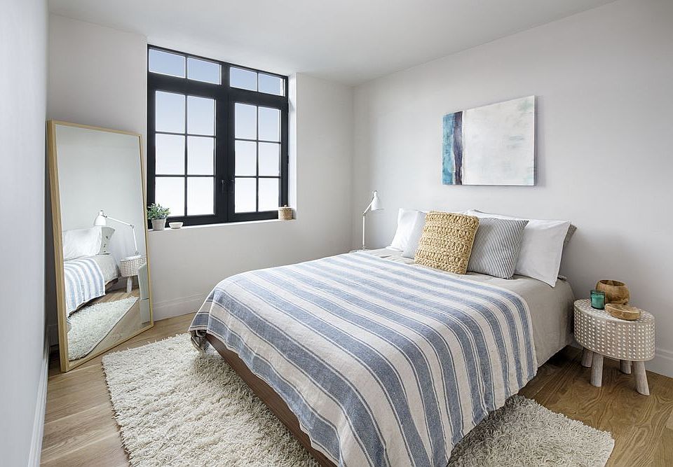 2nd image of 1007 Atlantic Ave APT 3G