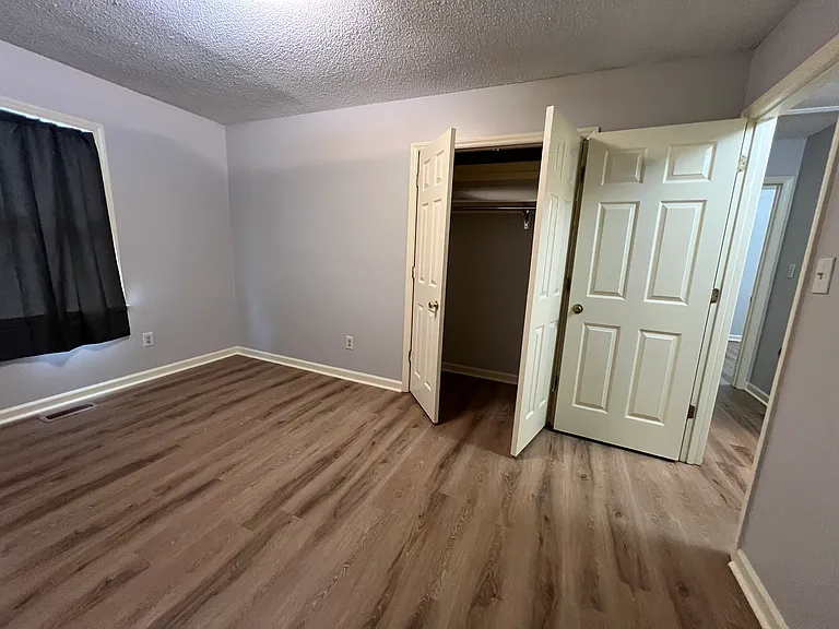 3860 Green Point Dr — Photo 6