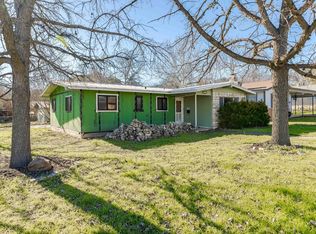 701 Bluebonnet Dr, Kerrville, TX 78028