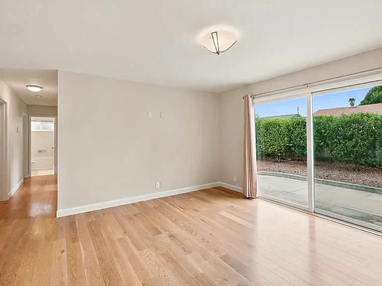 412 Kehoe Ave — Photo 21