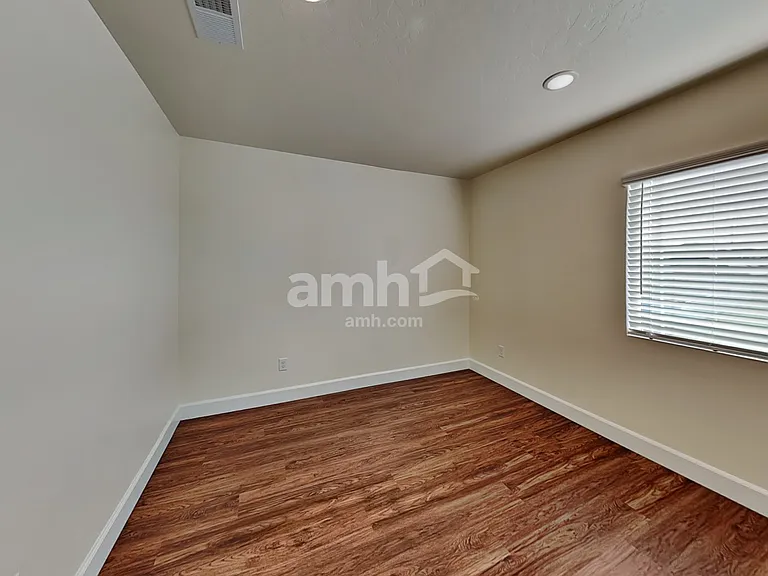 1829 N Montgomery Way — Photo 20