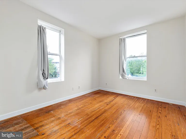 401 E Main St #A — Photo 18