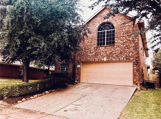 2446 Rio Grande Dr, Grand Prairie, TX 75052