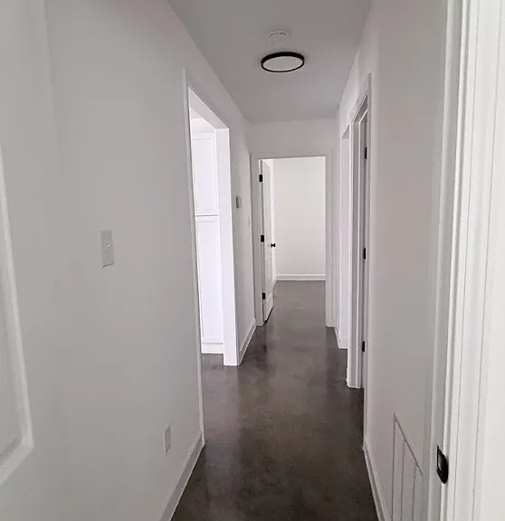 801 Goodwyn St — Photo 8