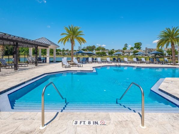 1850 SE 18th Ave APT 2208