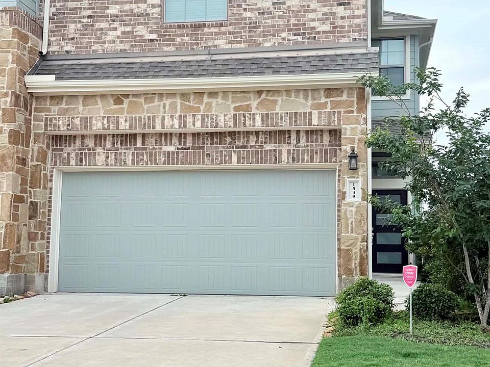 1st image of 1539 Crystal Stream Dr