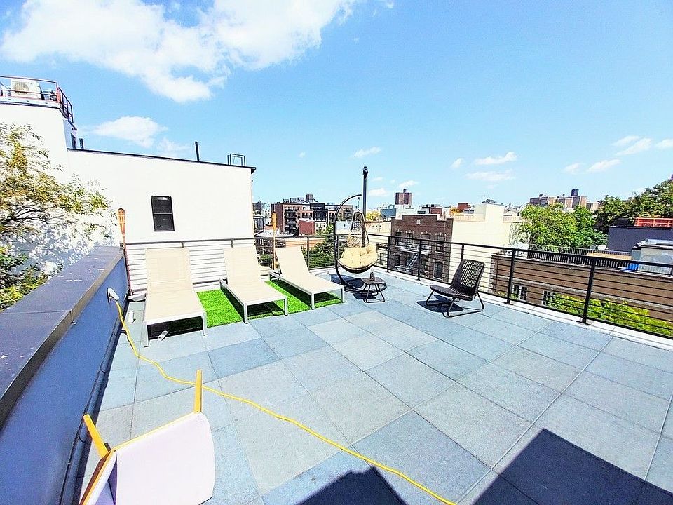 1st image of 239 Tompkins Ave #2R