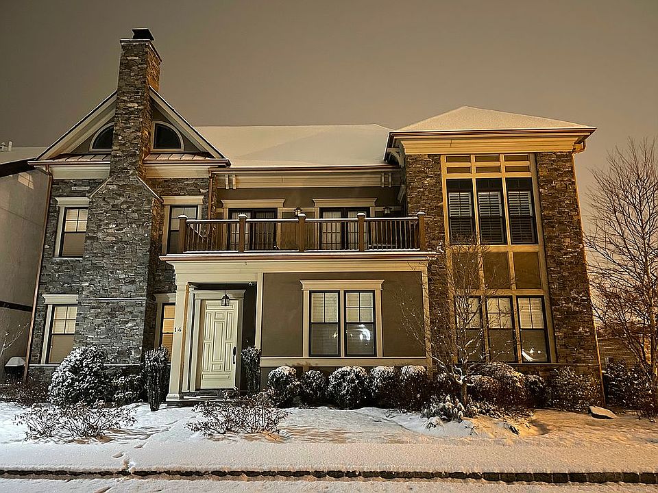 1st image of 14 Orchard Dr
