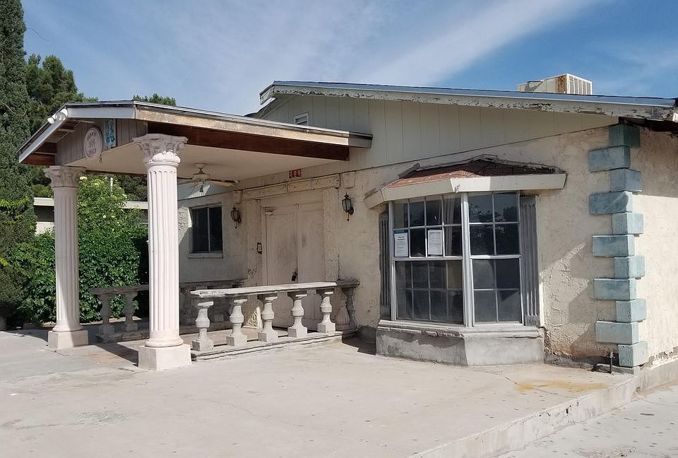 1st image of 306 2nd St