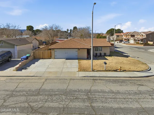 42953 Amoy St, Lancaster, CA 93536