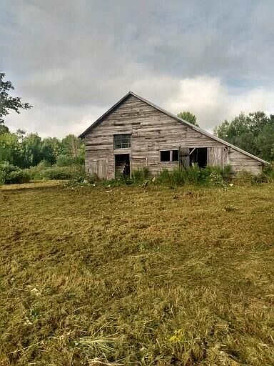 abandoned farmhouse pdf