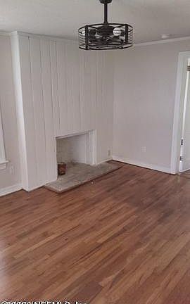 3rd image of 3502 DELLWOOD Avenue