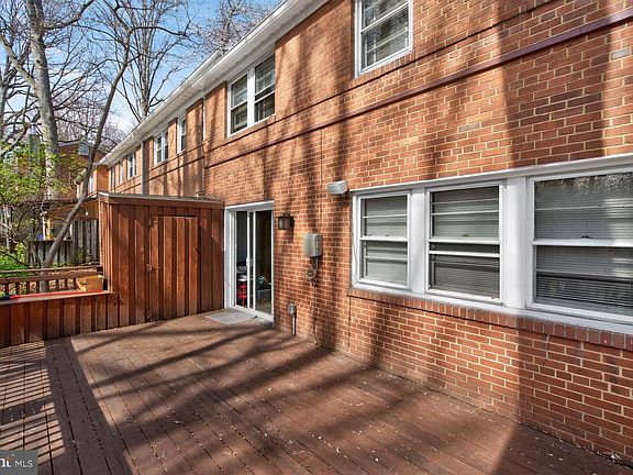 3rd image of 8545 Geren Rd Unit 23-1