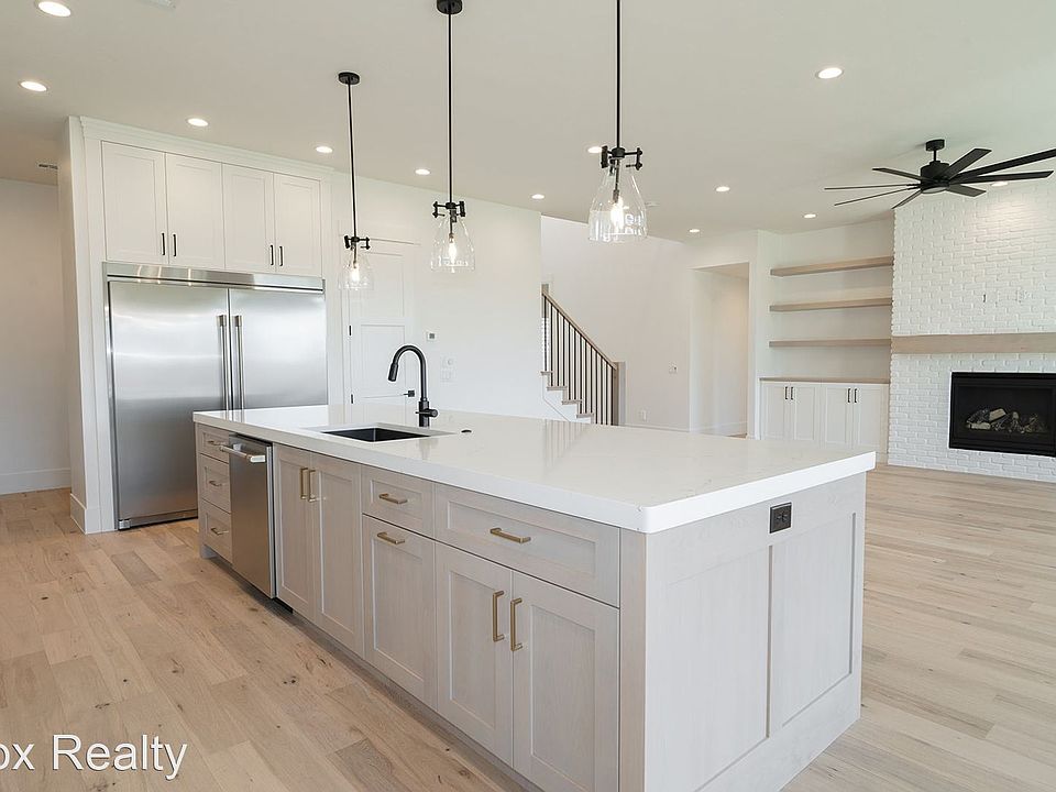 1st image of 3362 Walnut Canyon Dr