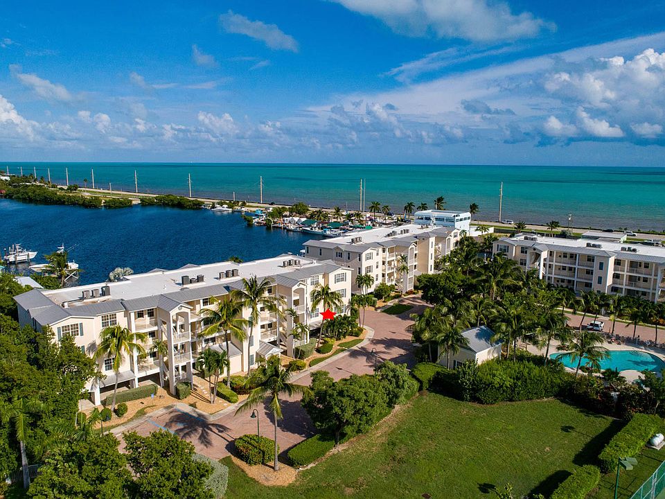 1st image of 101 Gulfview Dr APT 103
