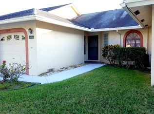 9648 NW 76th Ct, Tamarac, FL 33321