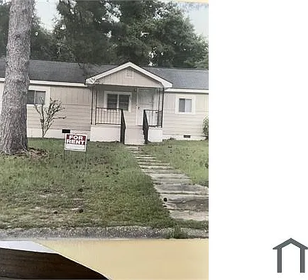 3 bed, 800 sqft, $1,200 — Photo 1