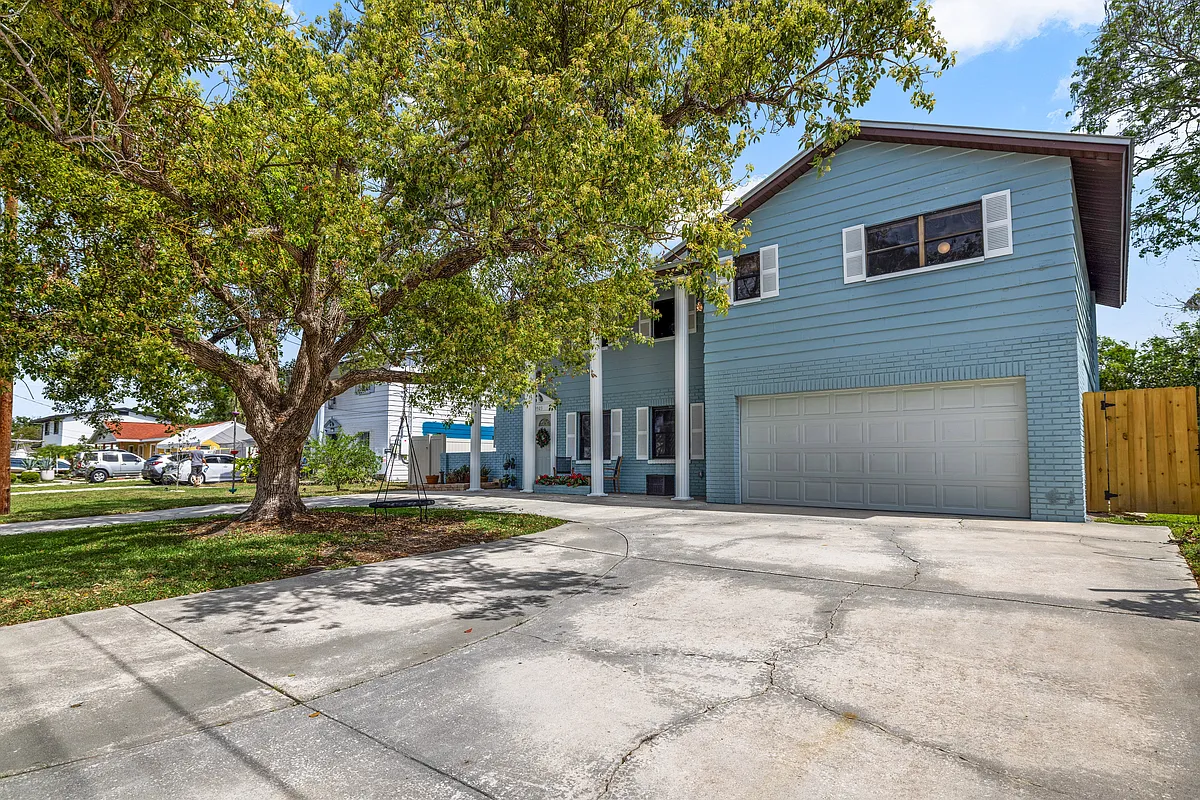 Building Photo - 4923 Shetland Ave