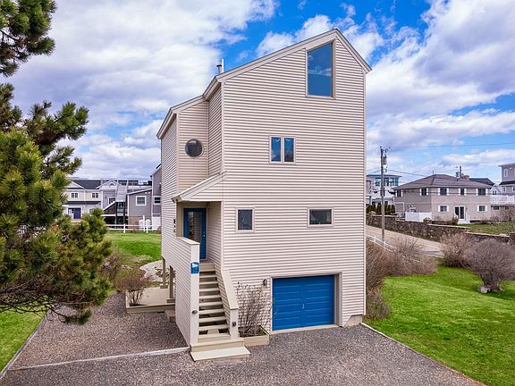 5th image of 154 Cycad Avenue