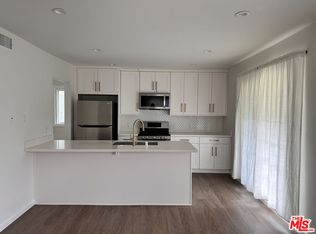 1104 S Hudson Ave, Los Angeles, CA 90019