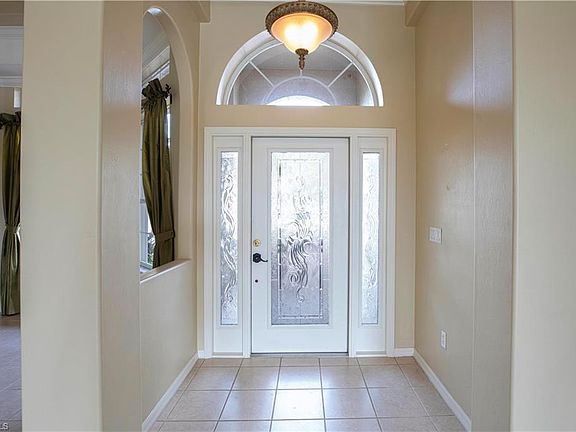 5th image of 11210 King Palm Ct
