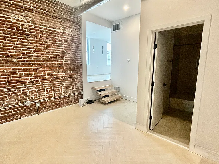 1705 N 7th St #21 — Photo 4