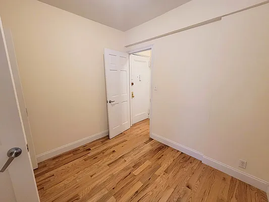 Rented by Gold & Appel Realty Corp | media 11