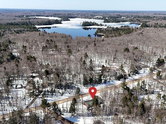 3rd image of 7122 Maple Grove Rd