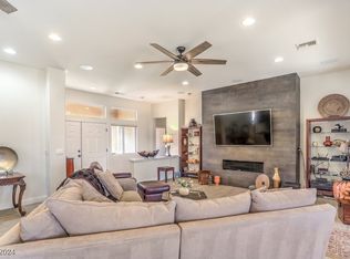 2724 Hope Forest Dr, Las Vegas, NV 89134