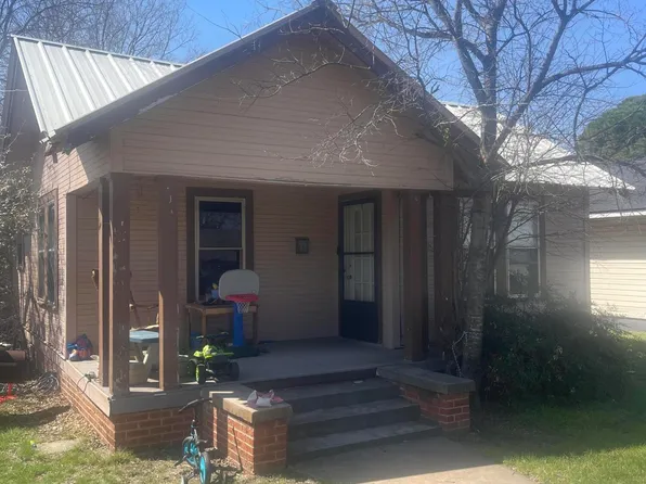 1201 N 5th St, Ballinger, TX 76821