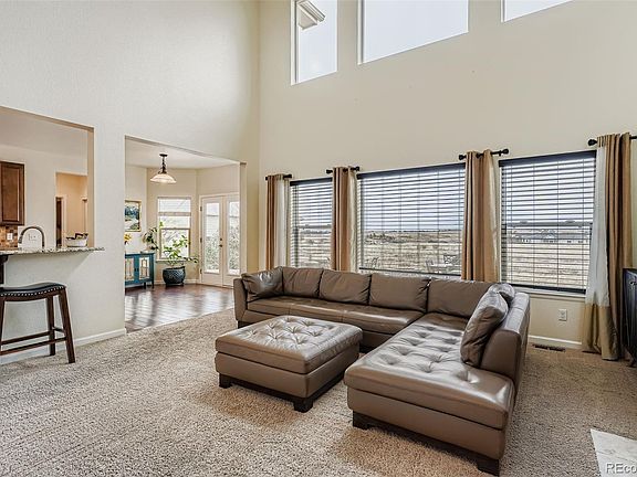 3rd image of 575 Heritage Trail