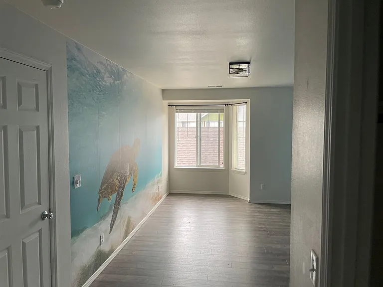 1094 Longbow Ln #E — Photo 7