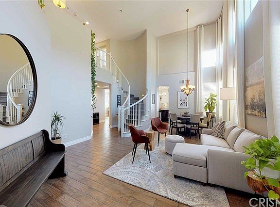 3rd image of 28803 Garnet Canyon Dr