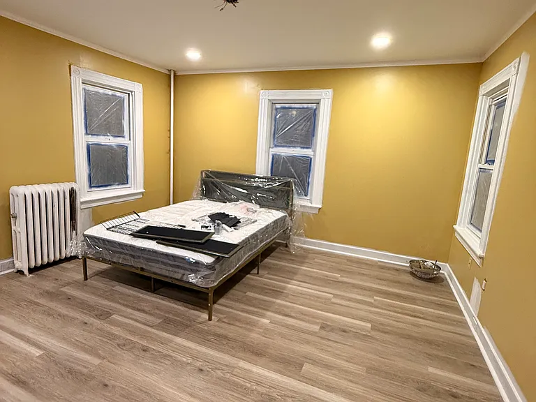 209 Woodworth Ave — Photo 3