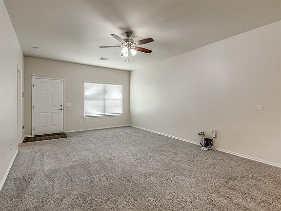 4th image of 10219 Sussex Pl