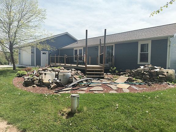2nd image of 5192 Emilee Dr