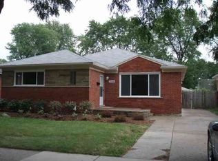 23140 Sussex St, Oak Park, MI 48237