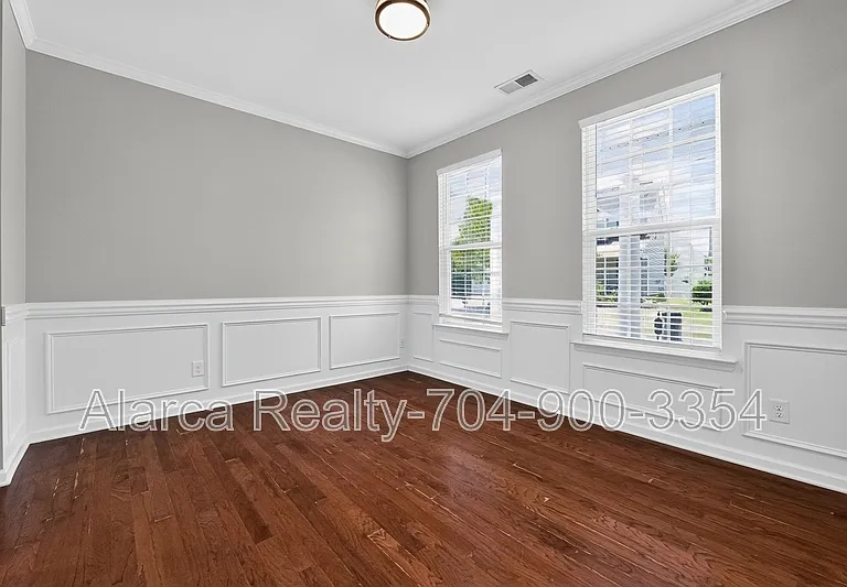 11528 Lottingly Dr — Photo 24