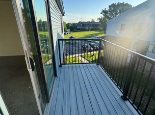 772 S Saginaw St APT 303, Lapeer, MI 48446