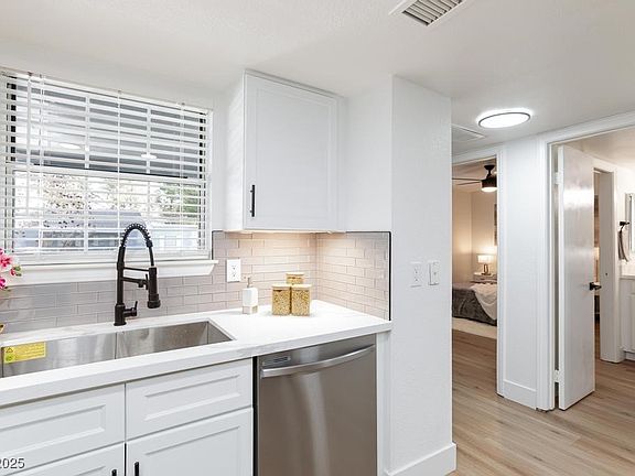 5th image of 3823 S Maryland Pkwy #5
