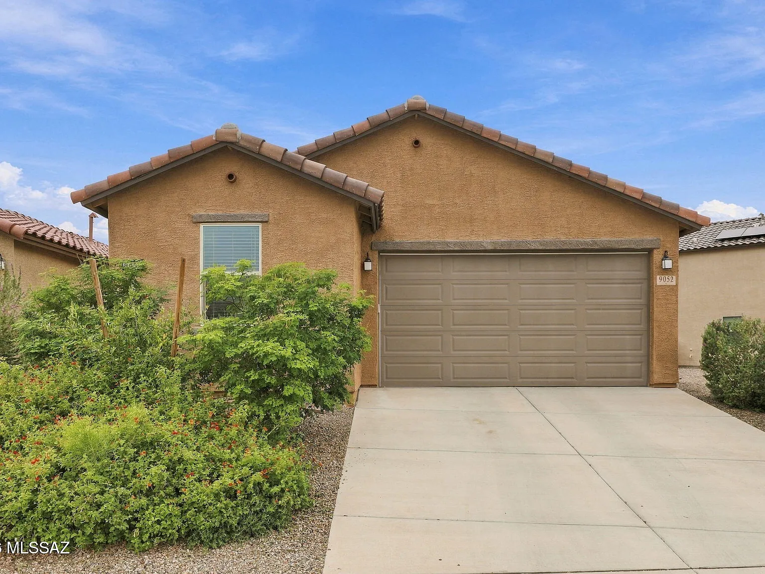 3 bed, 2.0 bath, 1740 sqft, $2,500 — Photo 2