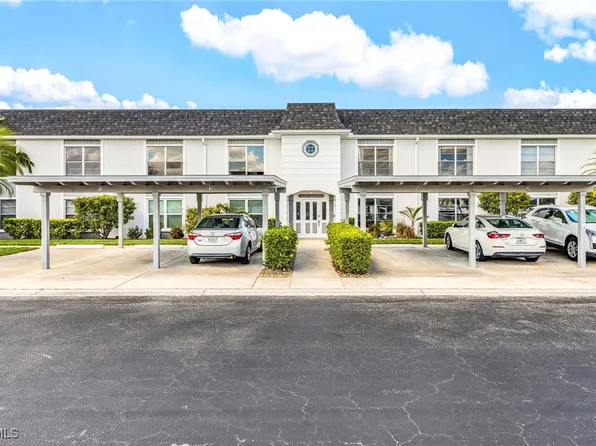 6894 Sandtrap Dr APT 4, Fort Myers, FL 33919