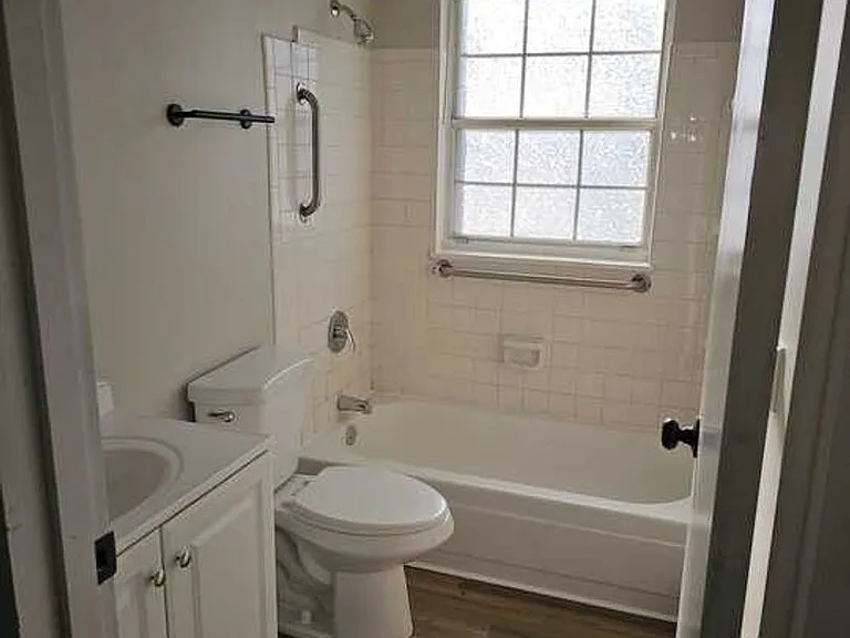 Willow Run Apartments — Photo 15