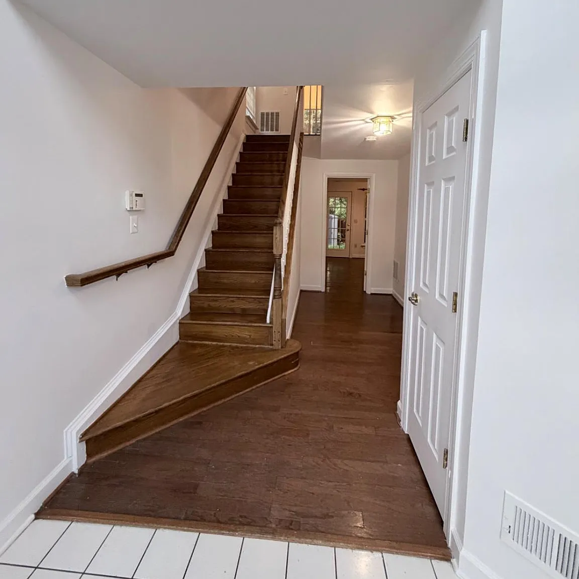 3 bed, 4.0 bath, 1848 sqft, $3,000 — Photo 3