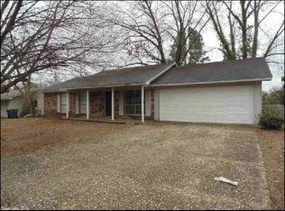 143 Oaklawn Dr, Conway, AR 72034