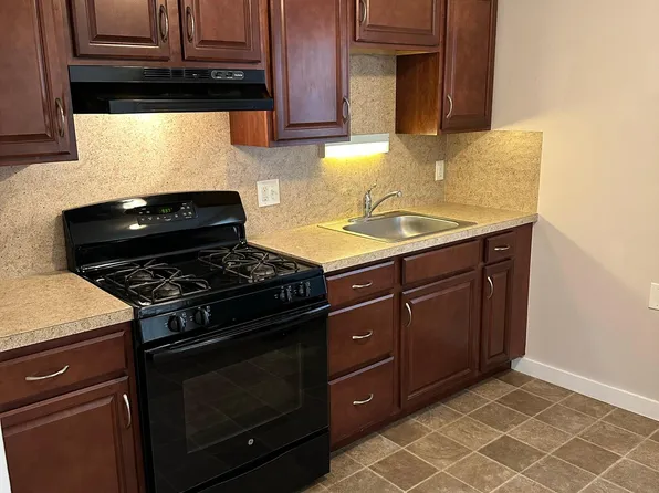 16 N Pitt St #A, Manheim, PA 17545