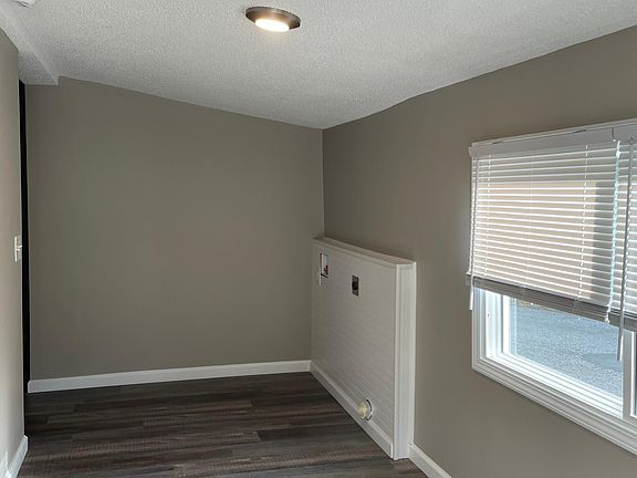 3rd image of 580 Indiana Ave